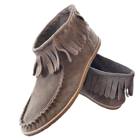 Splendid Womens Brown Suede Fringe Moccasins Ankle Boot Shoes size 8 - Picture 3 of 11
